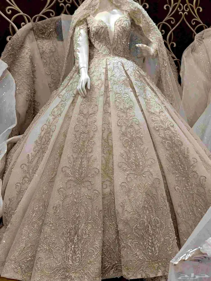 فساتين زفاف مخفضات 6