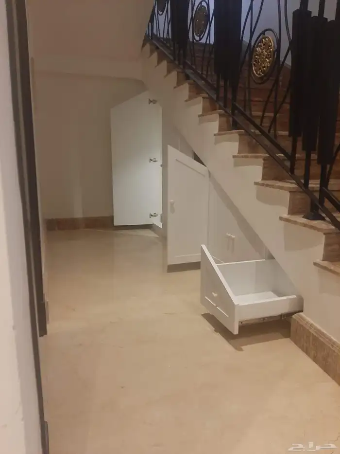نجار ديكورات خشب 1