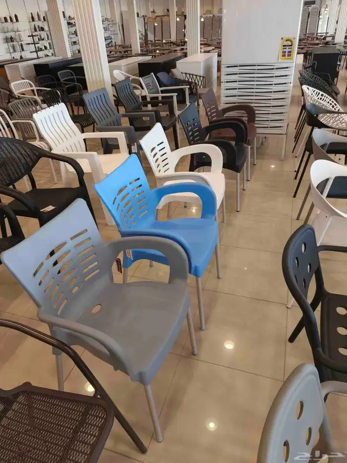 كراسي وطاولات بجميع أنواعها وأشكالها المختلفة 7