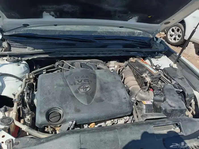 تشليح كامري لبيع قطع غيار فقط مديل 2020 6 سلندر 4