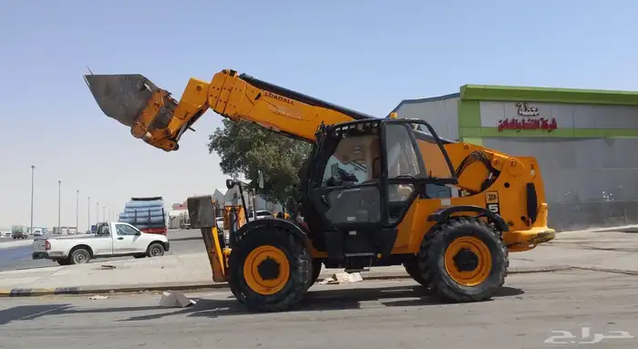 رافعة تكلوسبي 17متر ارتفع وفركلفت للايجار الشهري واليومي اتص 1