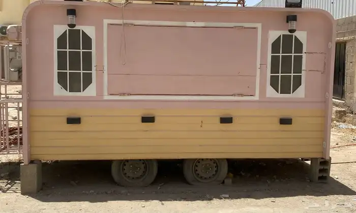 فود ترك نضيف مع المكيف و الثلاجه 0