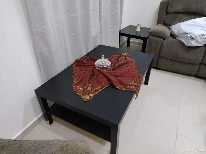 طاولة وسط (قهوة) مع 3 طاولات خدمة Ikea coffee table with se 1