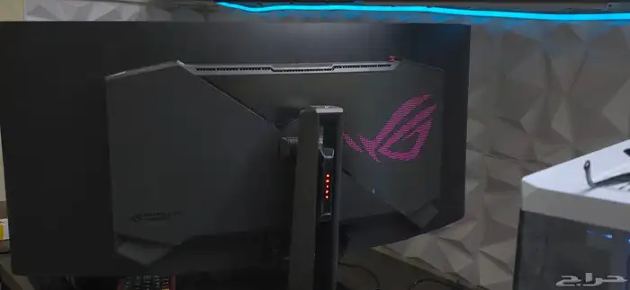 شاشة 240hz OLED اسوس 2