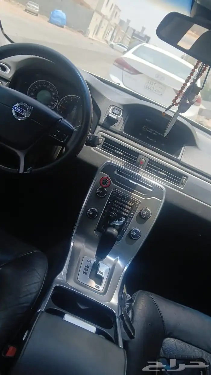 فولفو s80 2012 volvo T4 للبيع 4 سلندر ستاندرد turbo 1600cc 2