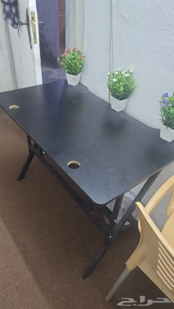 طاوله قيمنق 1