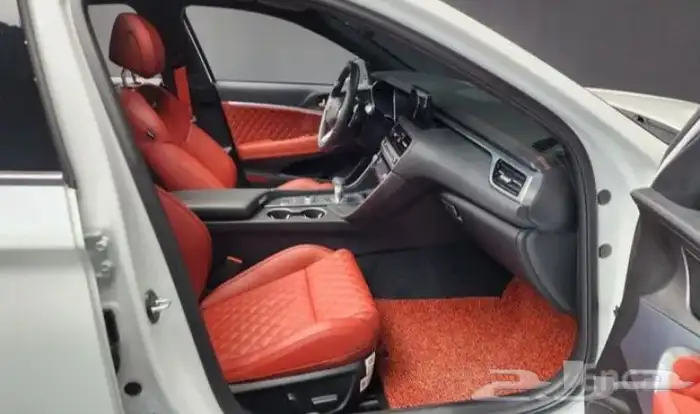 جنسس جي 70 GENESIS G70 2024 17