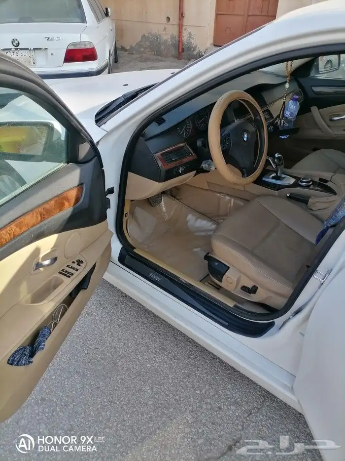 BMW 523i 2008 2