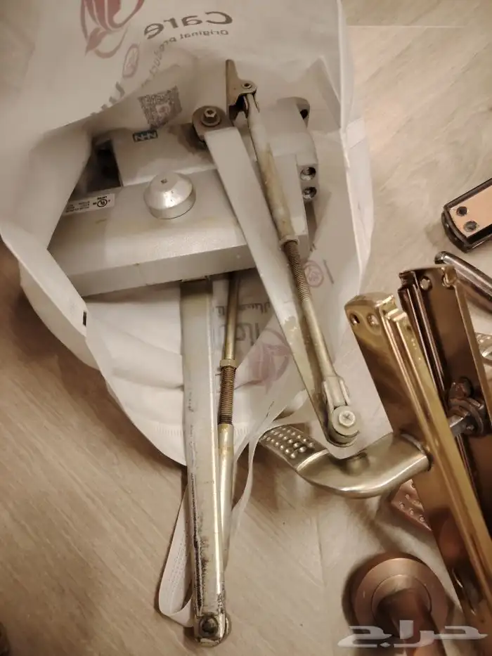 نجف نظيف وجهاز فلتر الهواء واثاث 3