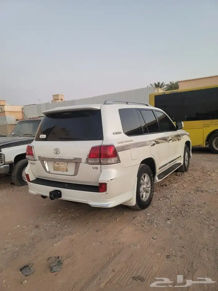 تويوتا لاندكروزرجوال 2