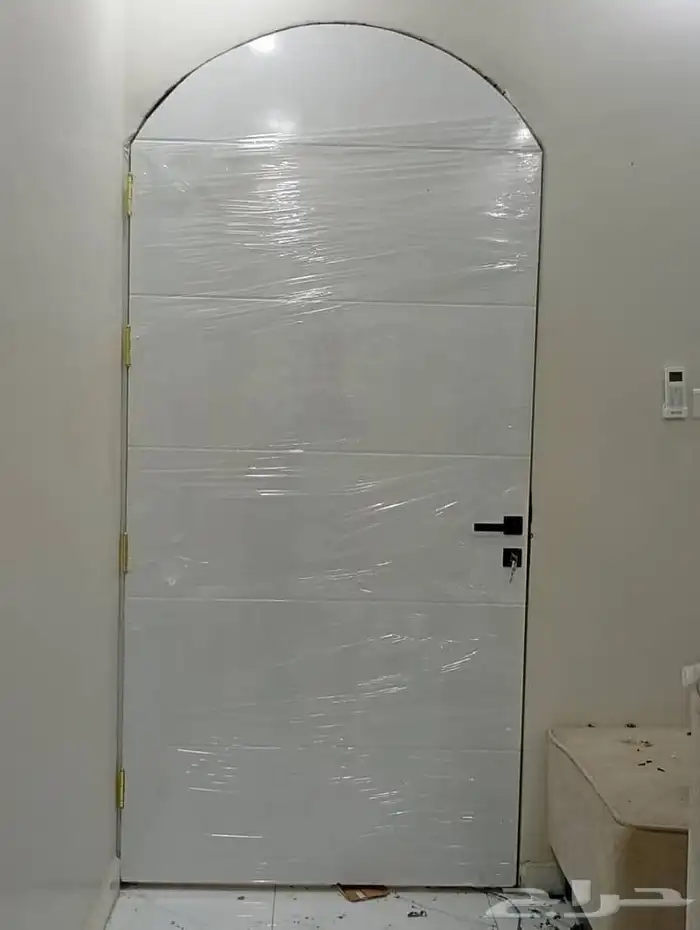 تفصيل ابواب خشب بجميع انواعها جيزان بيش العزامة الشارع العام 2