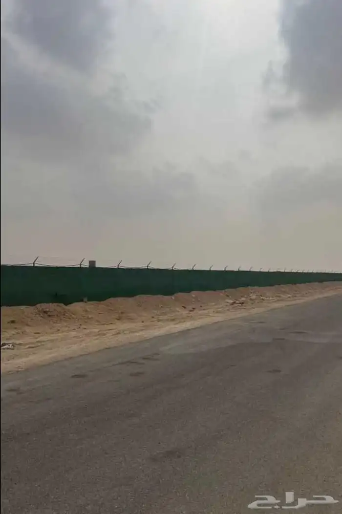 ارض زراعية مسورة للبيع في صلاصل بالقرب من بقيق 0