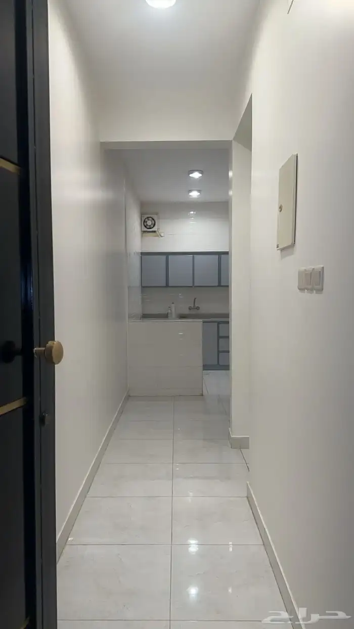 شقة وحدات سكنية للايجار طريق الملك عبدالله 4