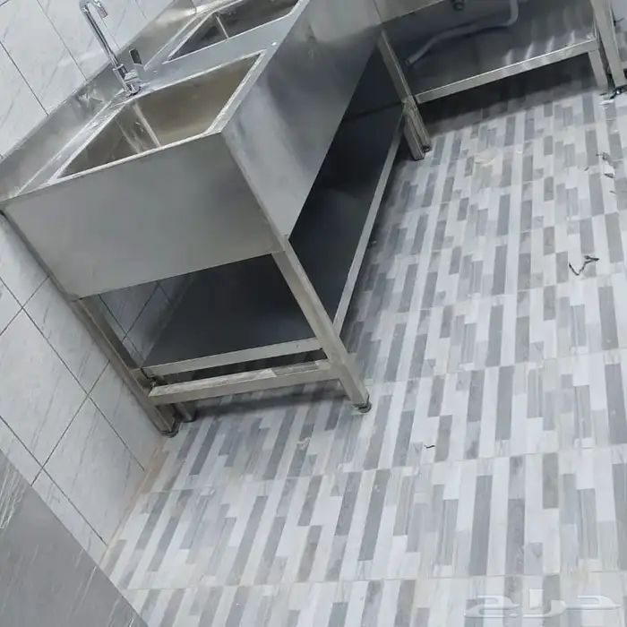 ورق جدران 3dحسب الطلب وتفصيل الاستانلس 1