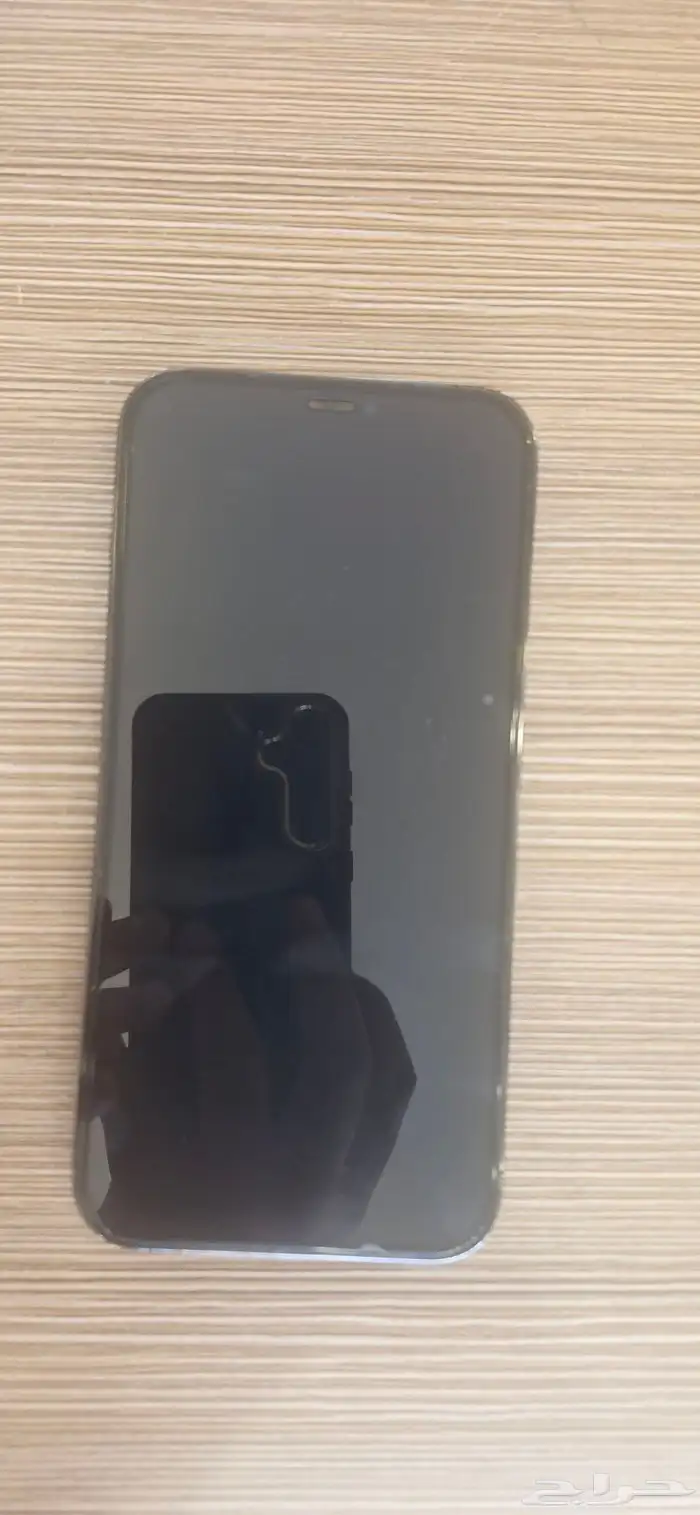 ايفون 12برو ماكس بحاله جيده جدا سعرو 1600 2