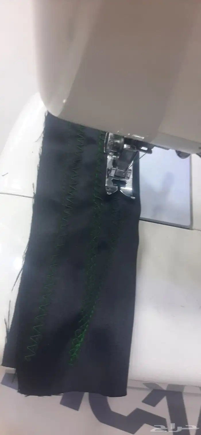 مكينة خياطة و تطريز سنجر اصلية 4