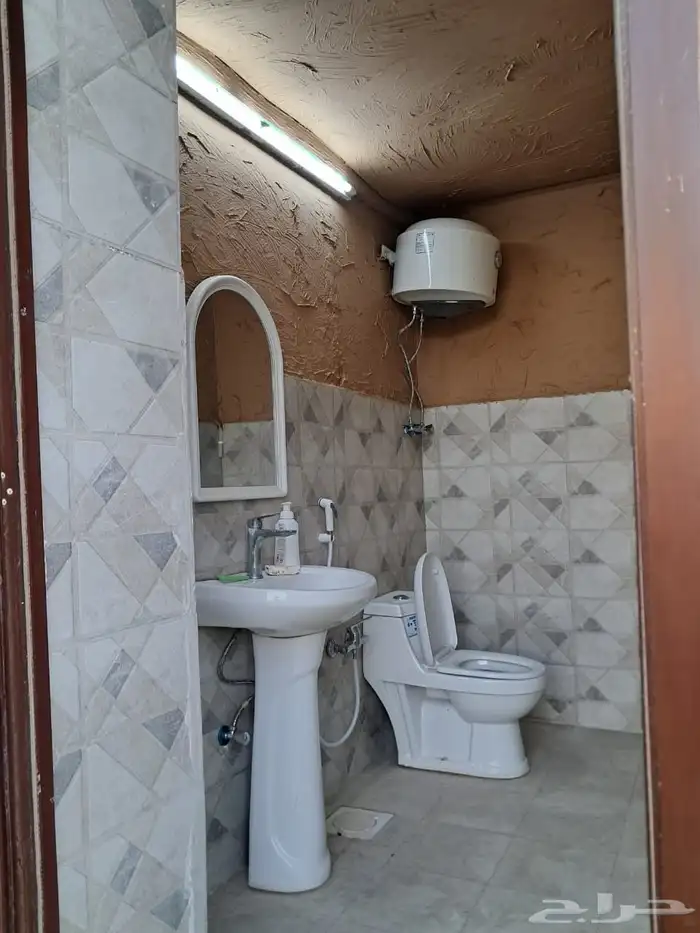 للبيع استراحة 9