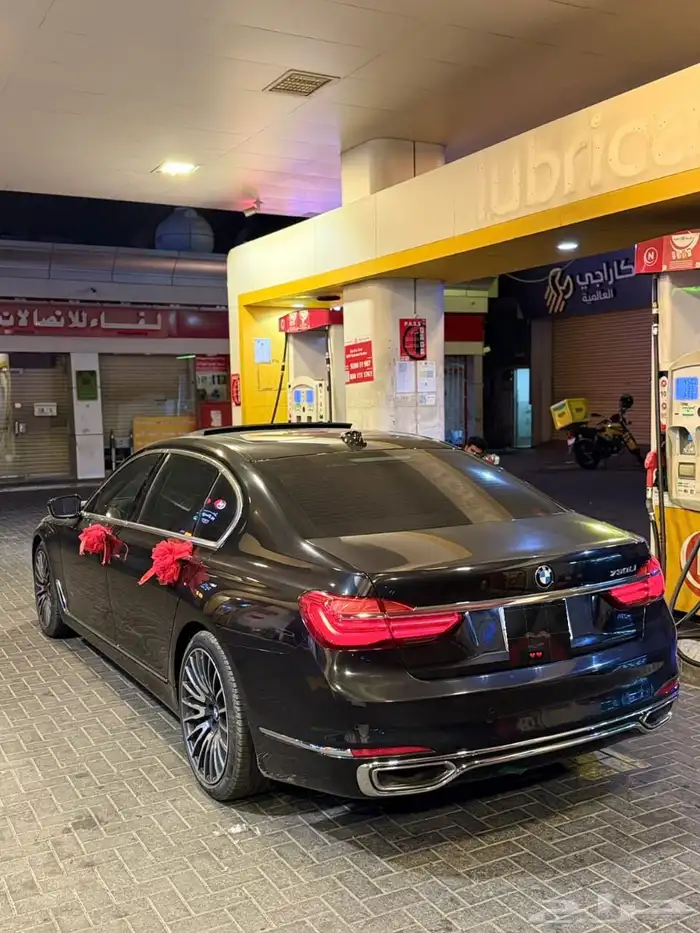 BMW نظيف 6