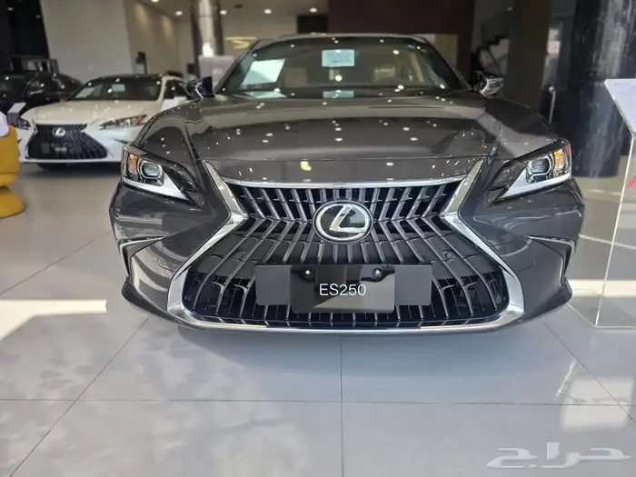 لكزس ES250AA 2025 1