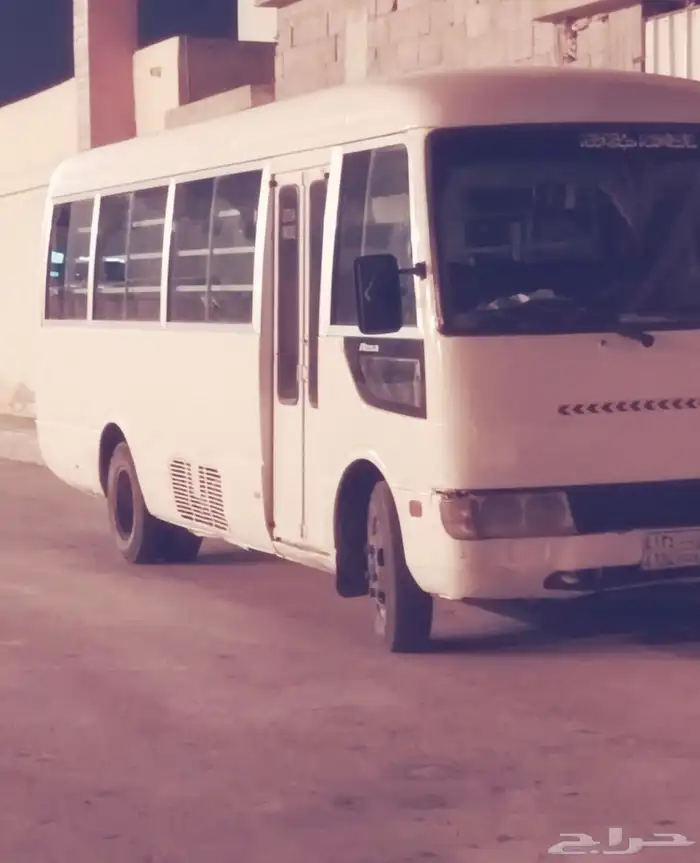 حافله 30راكب نضيف للنقل العمال والموضفين داخل وخارج الرياض 2