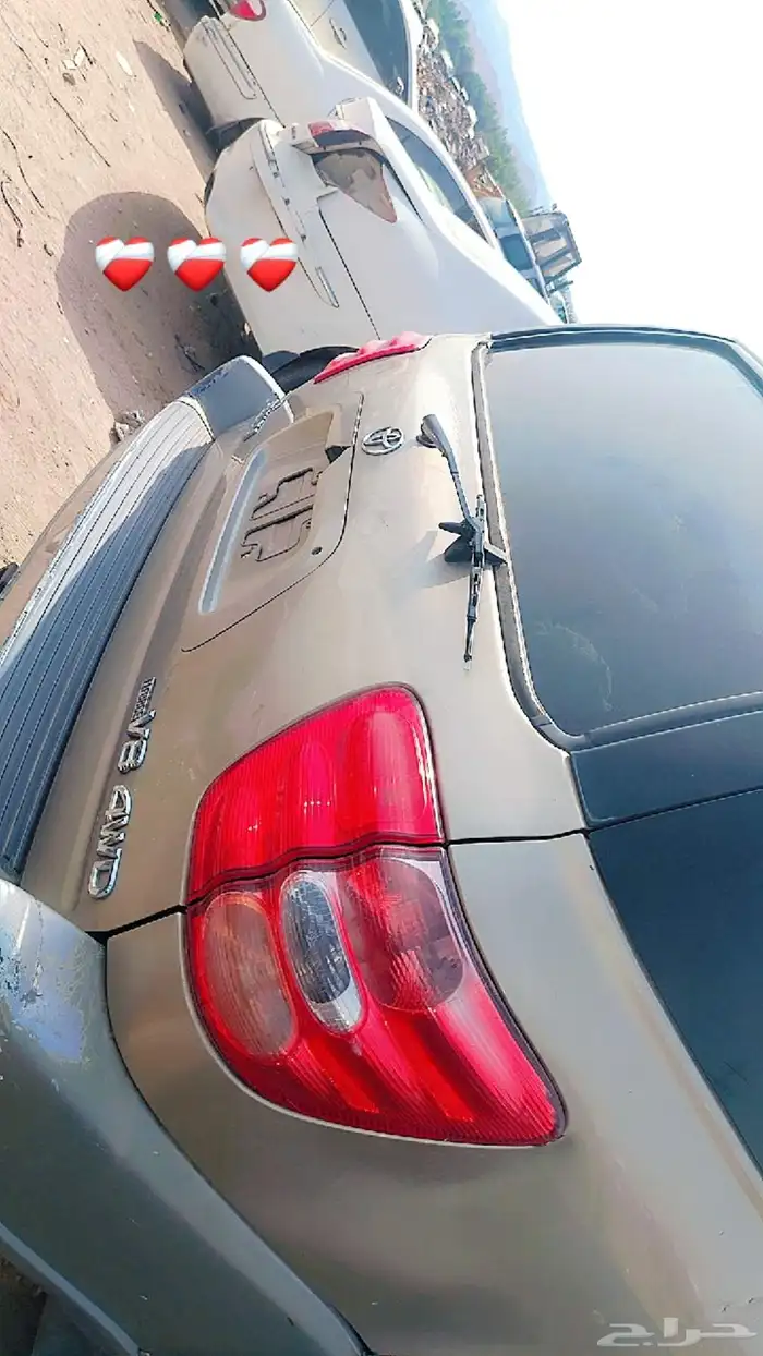 تويوتا اسكويا 2004 1
