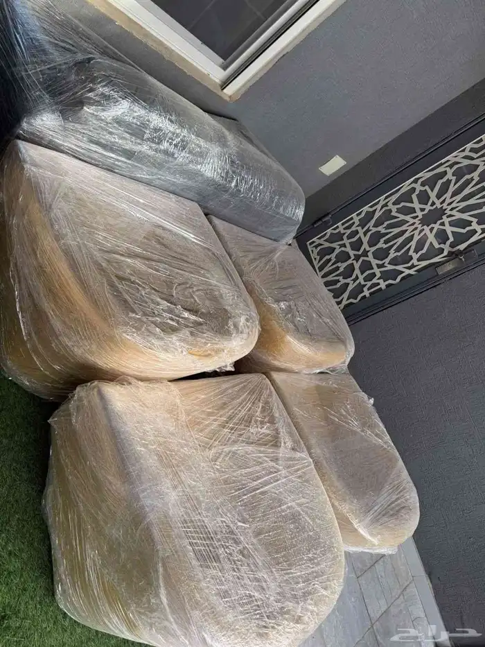 شركة فراس الشرق لنقل العفش جميع أنحاء المملكة 0
