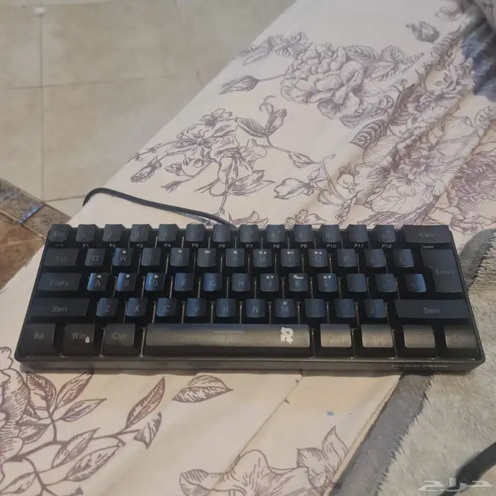 كيبورد قيمنق 60  مناسب للالعاب من شركه روك بو   ROCK POW 0