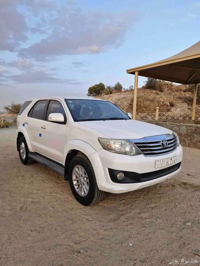 فورتشنر موديل 2012 أربعة سرندل بودي وكالة صبغ وكالة 2