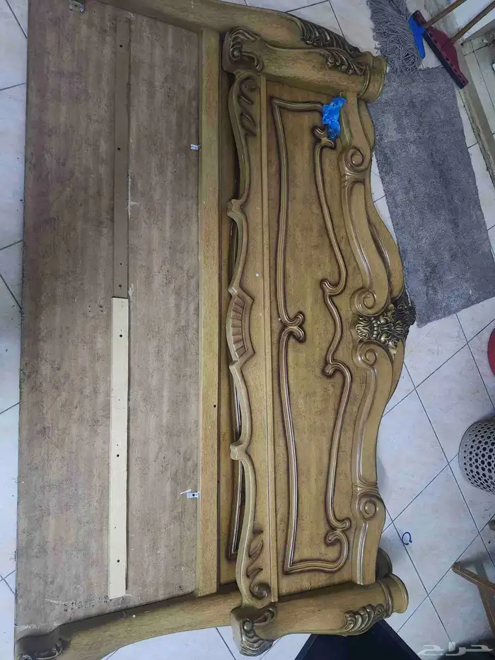 King bed for sale with mattress 1