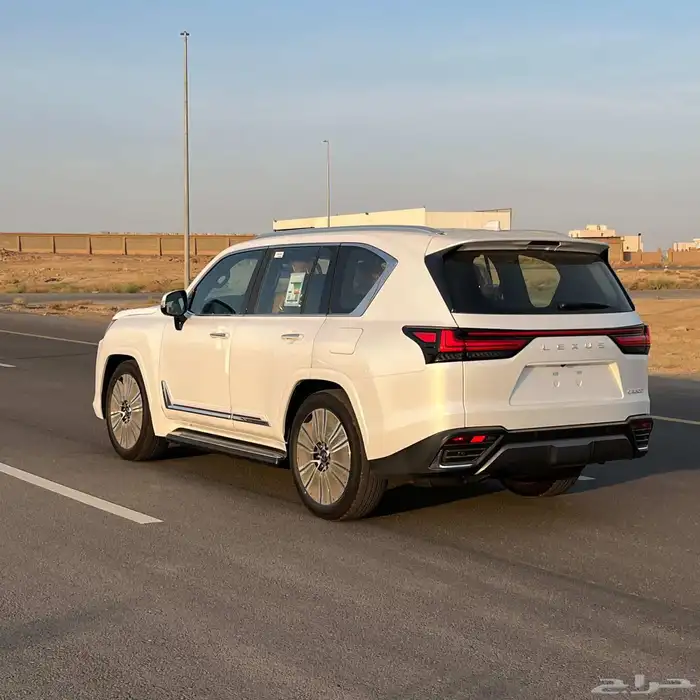 لكزس LX600 BB موديل 2025 5