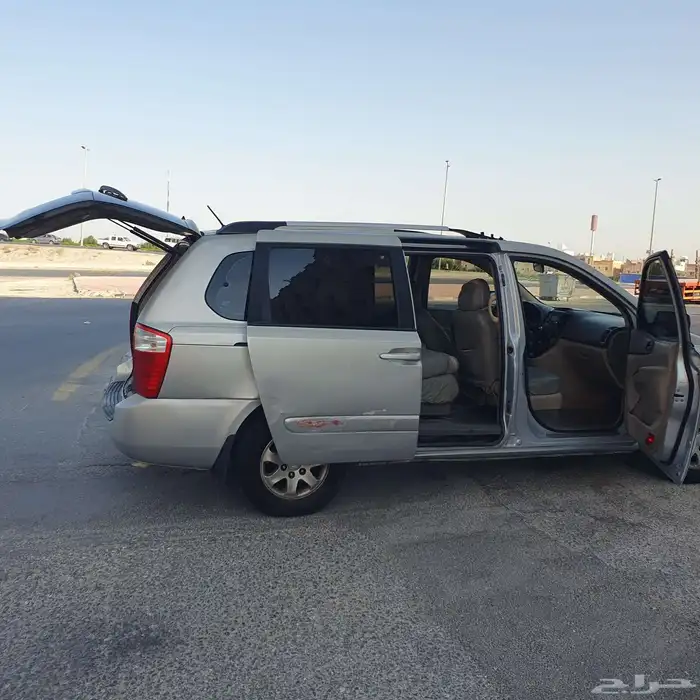 كيا كرنفال 2009 7