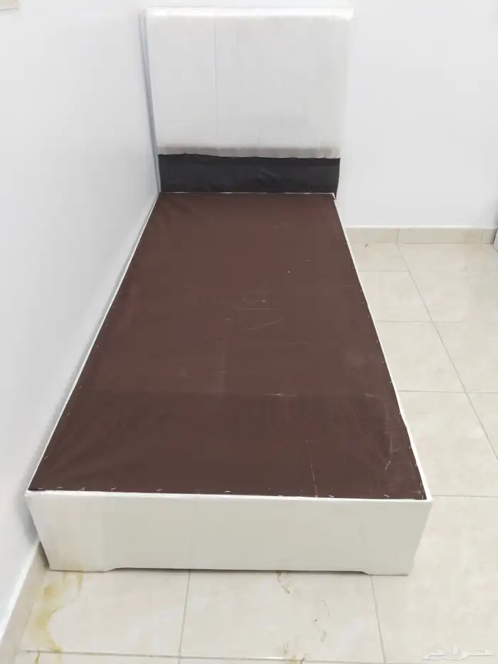 غرف نوم ومراتب وسراير نفر ونفر ونص 10