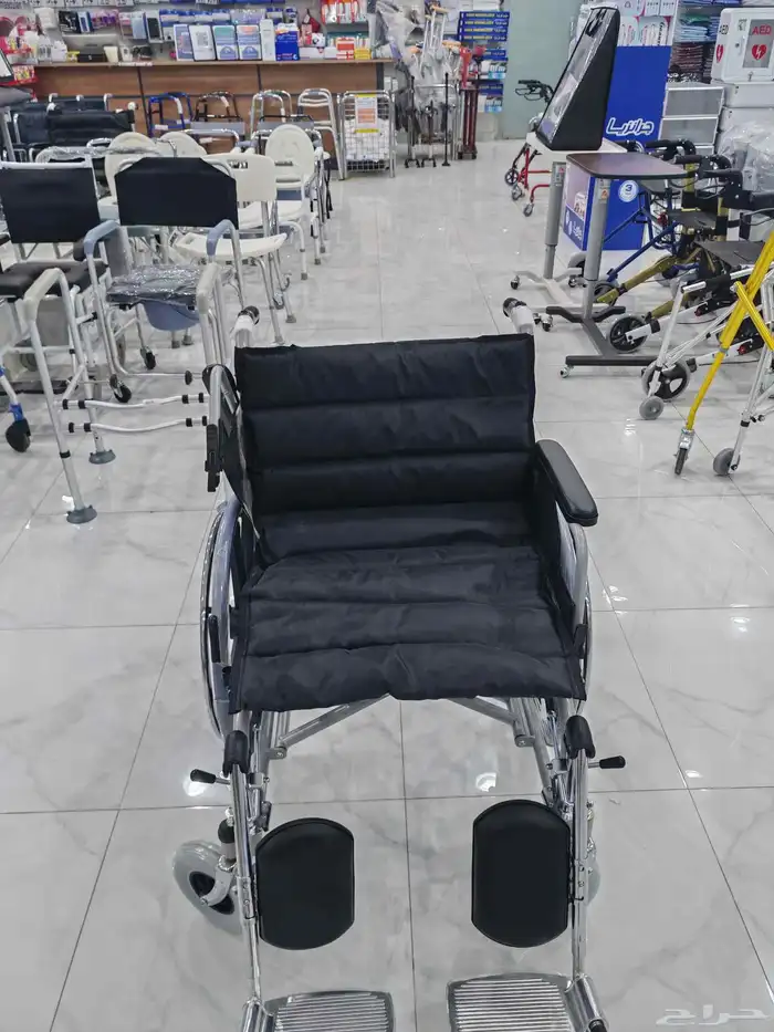 كرسي 22 ان مع رفع ارجل مع جوانب بتتشال مع كفرات كبيره 6