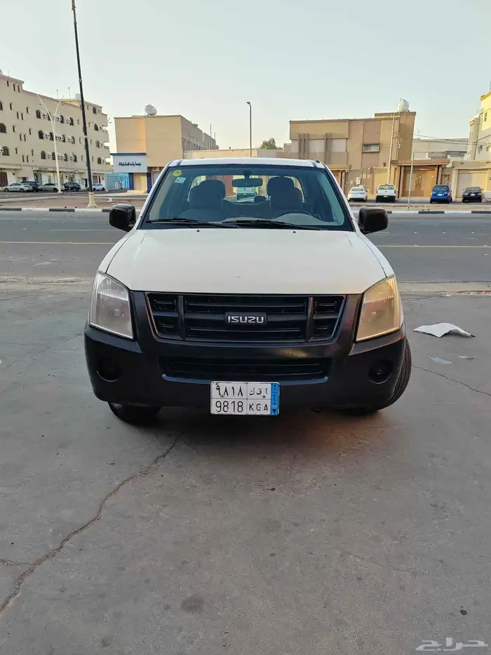 Isuzu dmax 2011 0