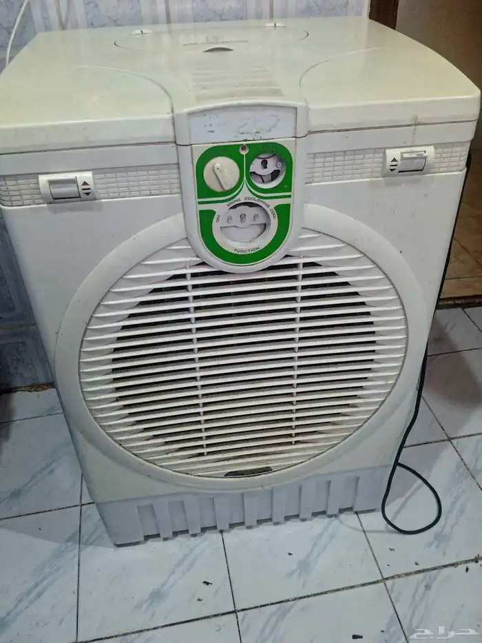 مفرمة كهربائيه وسرير هزاز أطفال ومكيف 1