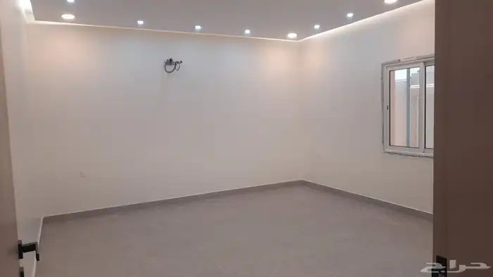 فيلا للإيجار بالكامل بحي المطار مخطط الصهوة 2
