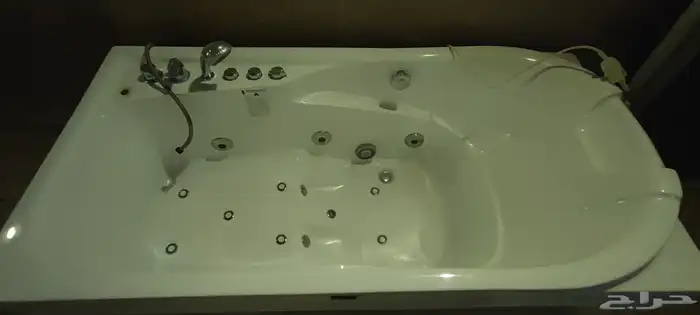 جاكوزي نظيف للبيع او البدل 2