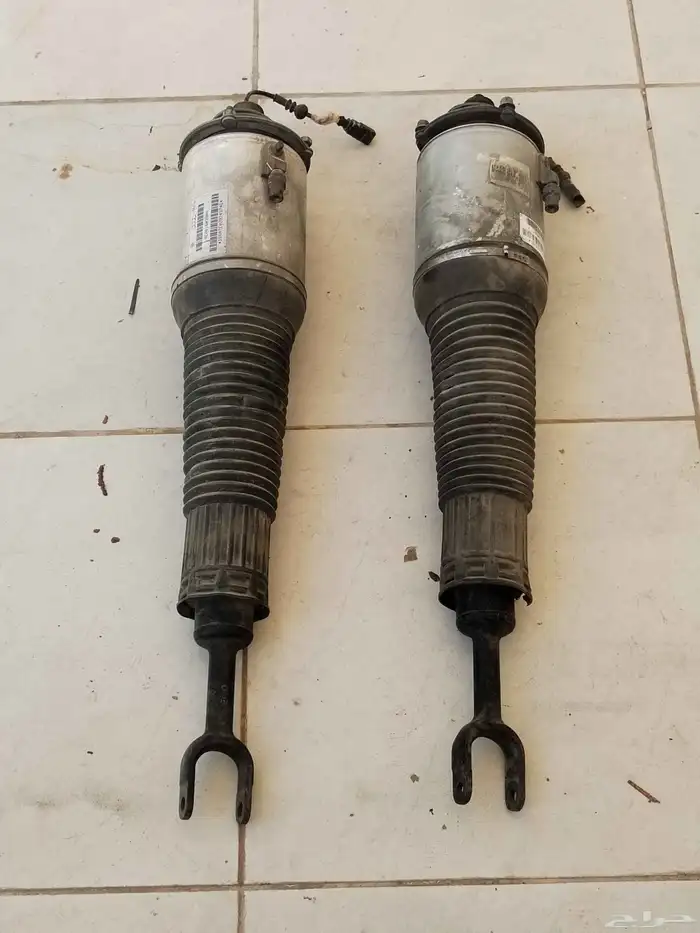 مساعدات هيدروليك Audi A8L للبيع 0