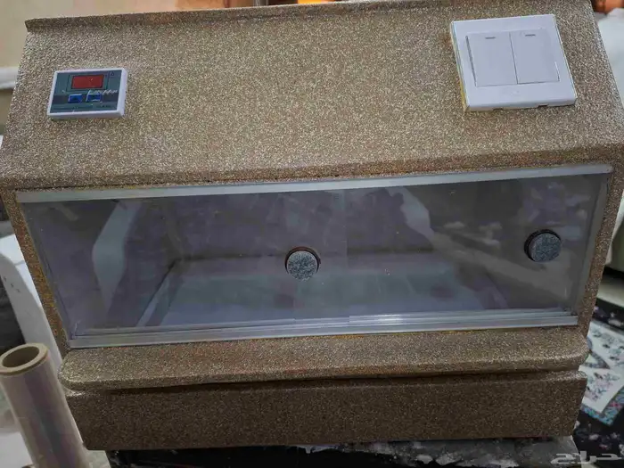 حاضنة الكترونيه 1