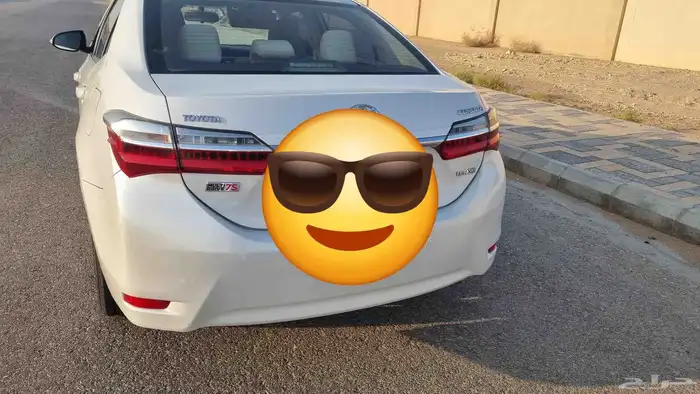السلام عليكم للبيع كورولا موديل 2018 5