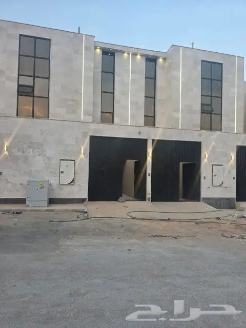 دور أرضي بصك لحالو المساحه 280 1