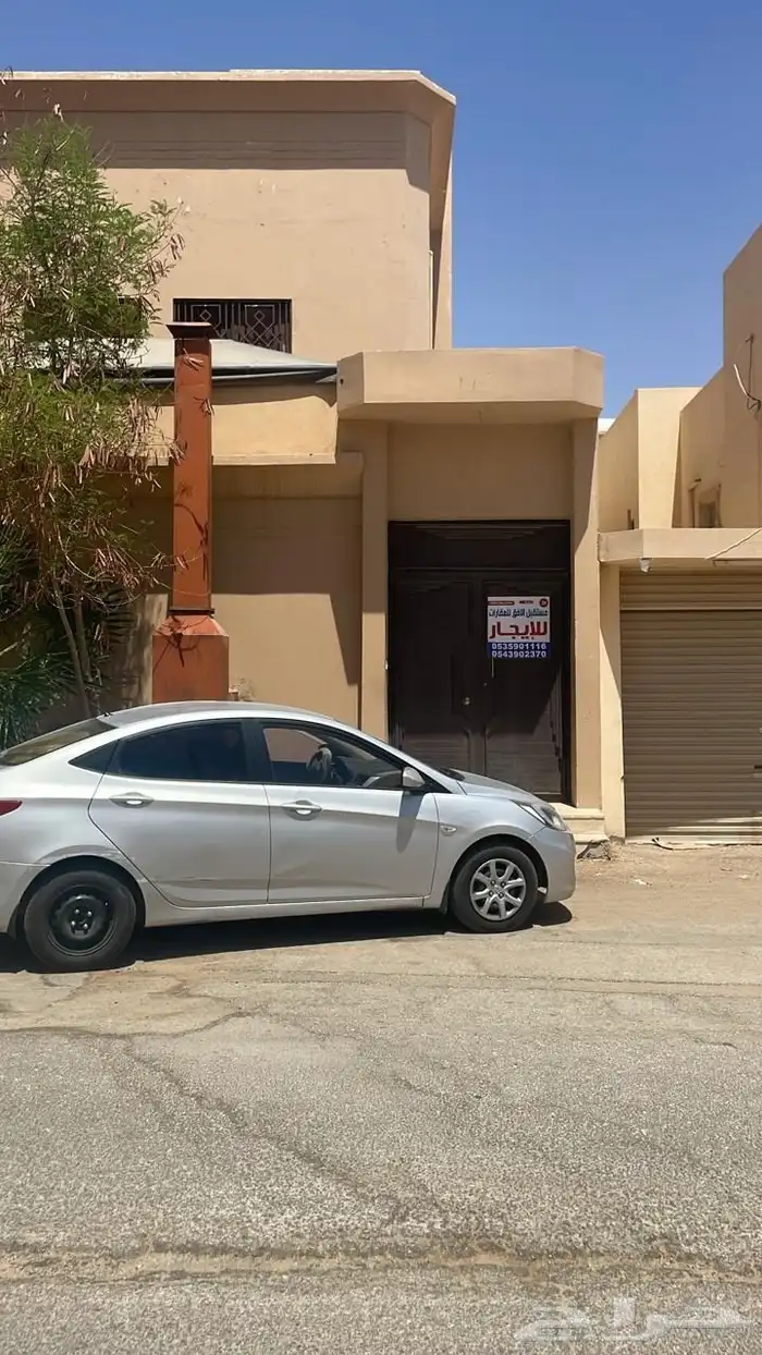 للايجار دور علوي بحي الفايزيه 0