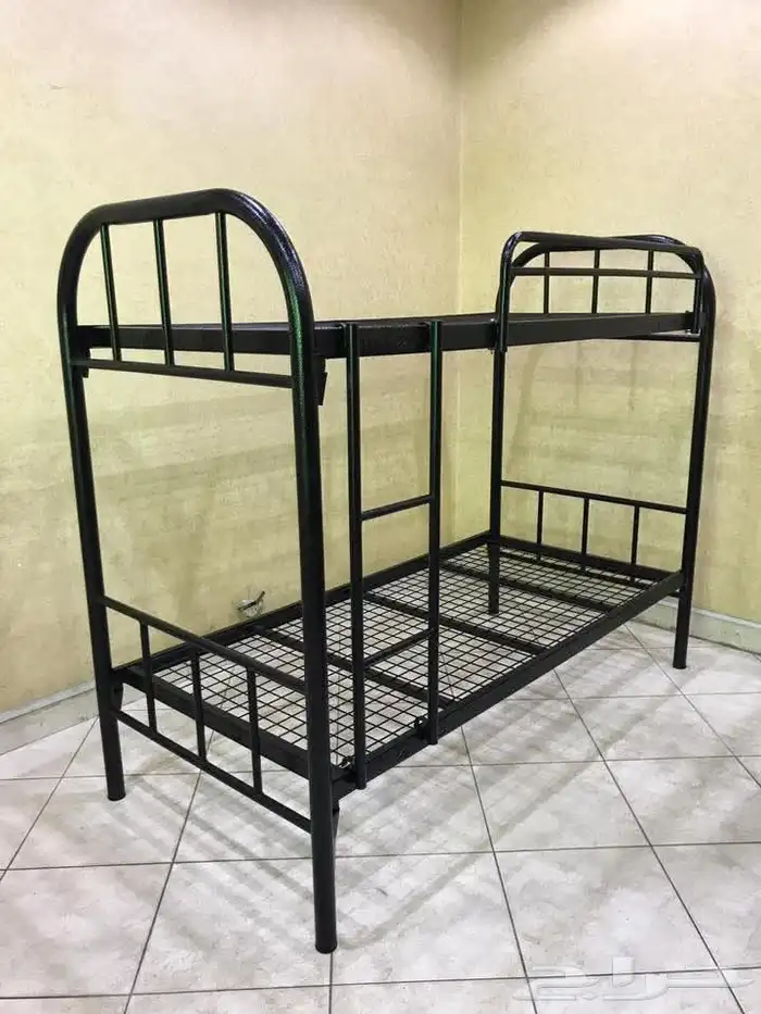 سرير حديد مراتب مفارش سرشف 0