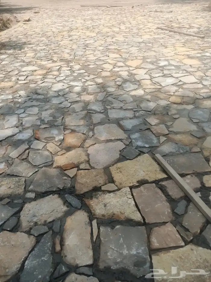 حجر طبيعي وعشواي  مع مواد و بدون مواد توريد تر يب 0