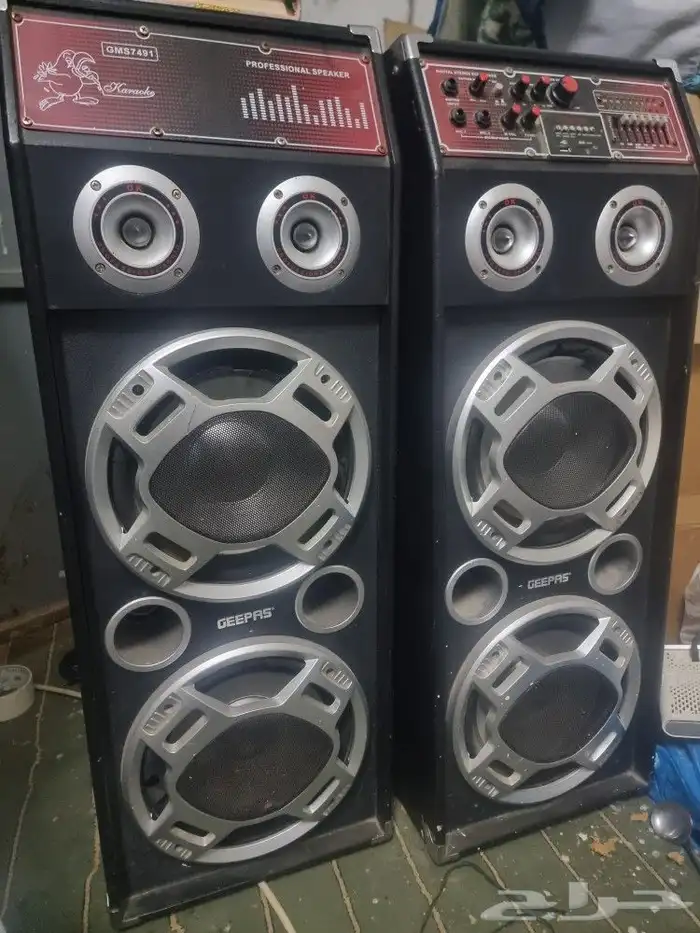 سماعت مكبرات صوت قوي ونضيفه 1