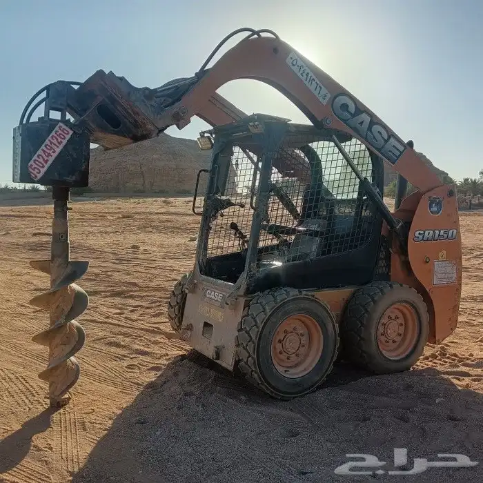 بوبكات حفار للايجار الشهري واليومي الموقع العلا 0