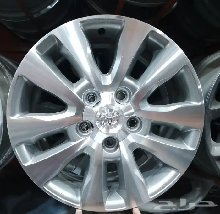 جنوط جيب اسكويا موديل2017 مقاس20اصلي وكاله 0