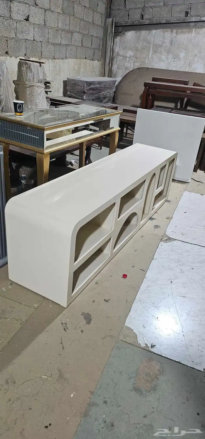 تفصيل طاولات حسب الطلب 3