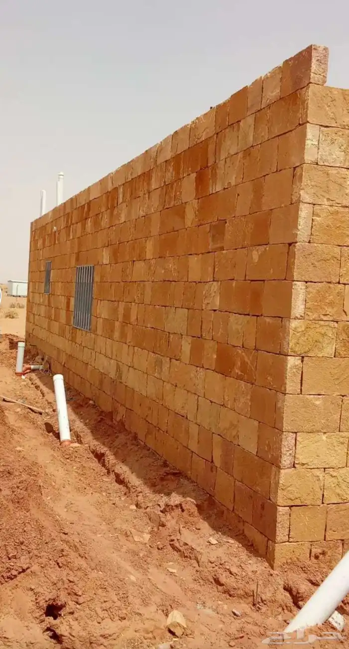 نعمل في مجال التراث والحجر الطبيعي وكذالك قسم خاص في توريد ا 2