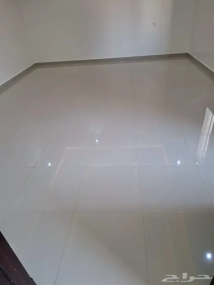 جلي بلاط الحراج 1